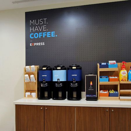 Holiday Inn Express Wichita South By Ihg Eksteriør billede